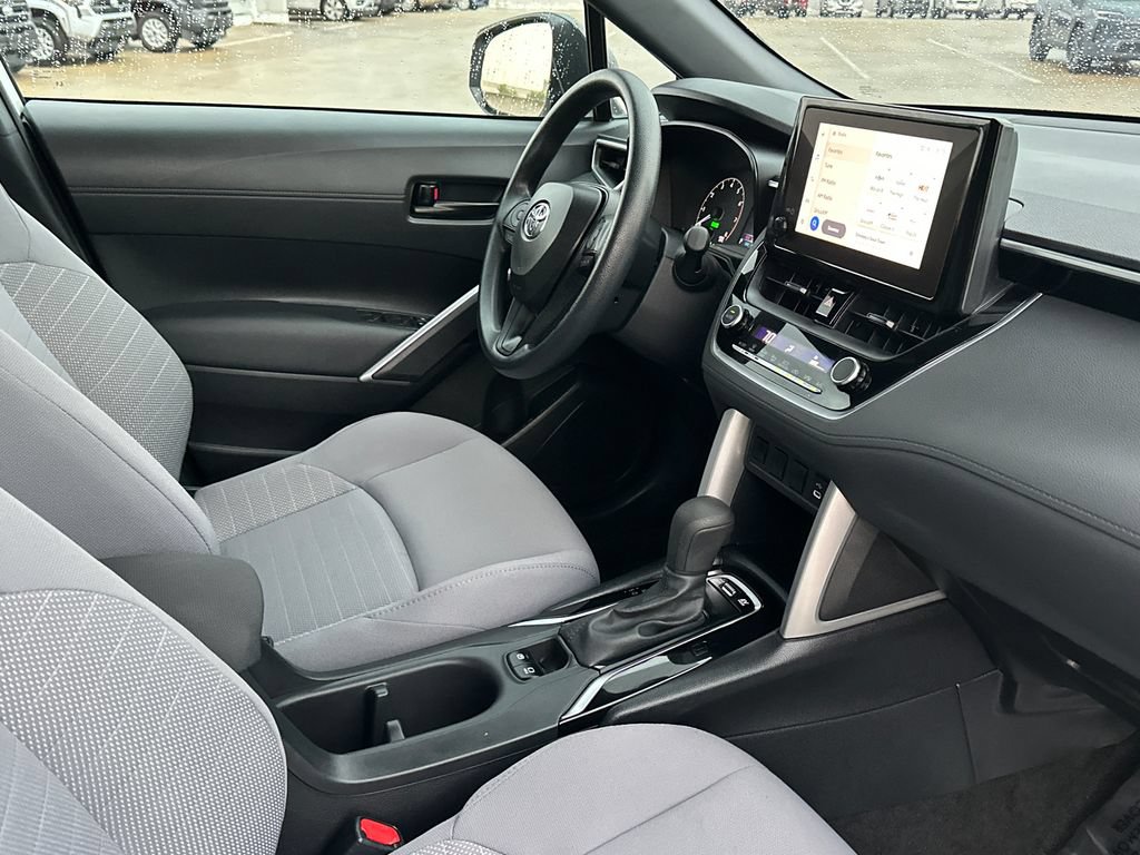 Used 2023 Toyota Corolla Cross AWD Hybrid image 9