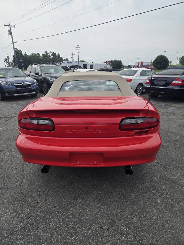 Used 1996 Chevrolet Camaro Z28 RWD image 13