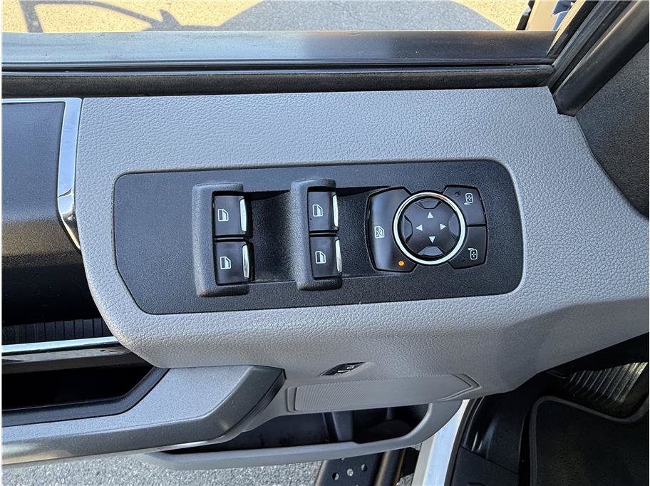 Used 2018 Ford F150 XLT AWD/4WD image 8
