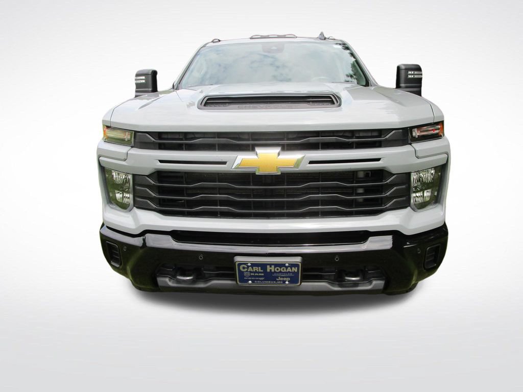 Used 2025 Chevrolet Silverado 2500 Custom w/ Custom Value Package AWD/4WD image 5