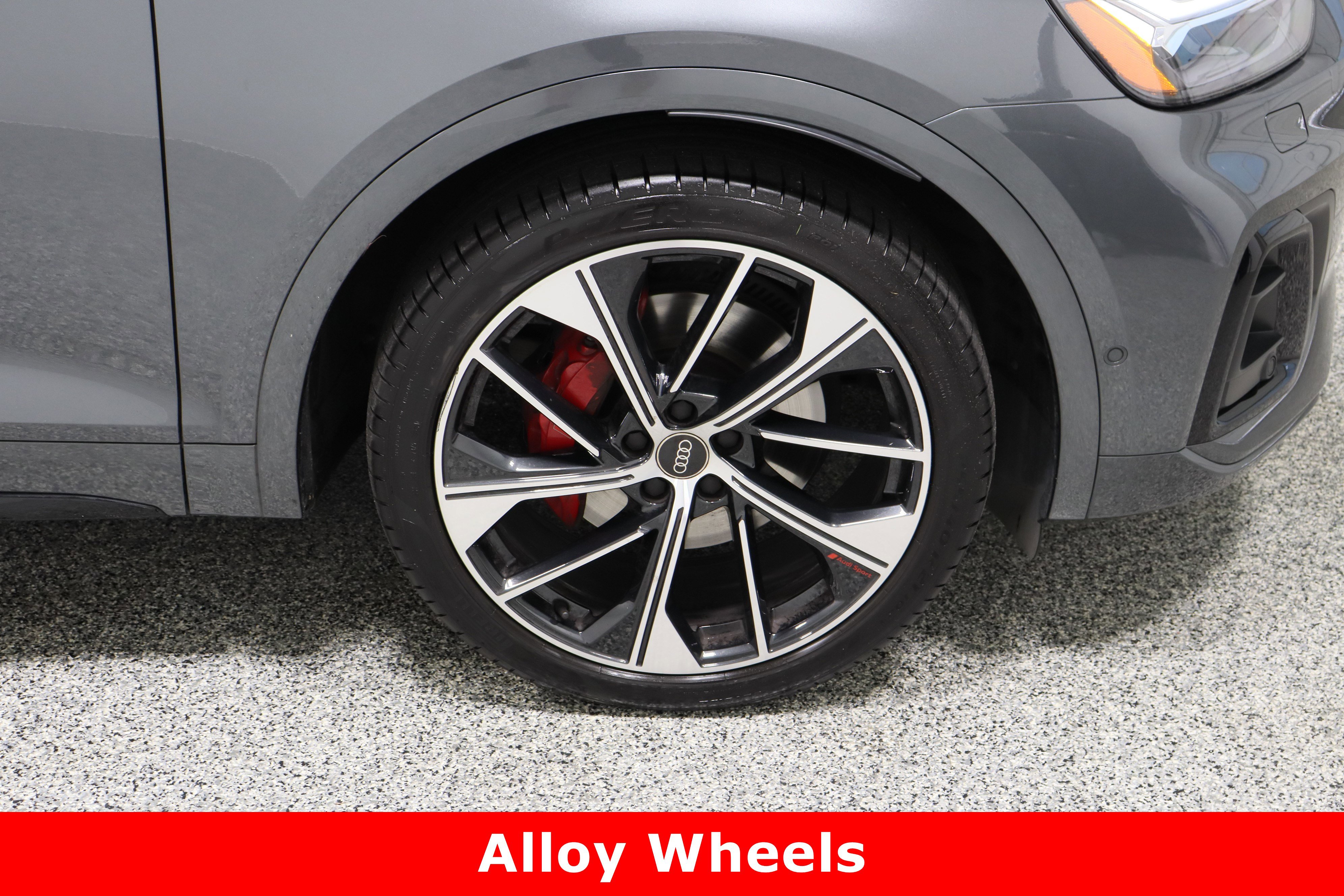 Used 2024 Audi SQ5 Prestige image 5