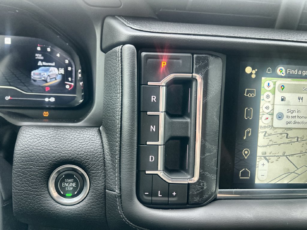 Used 2023 GMC Yukon Denali AWD/4WD image 26