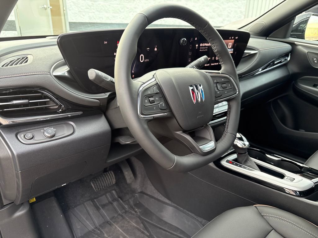 Certified 2025 Buick Envista Avenir image 13