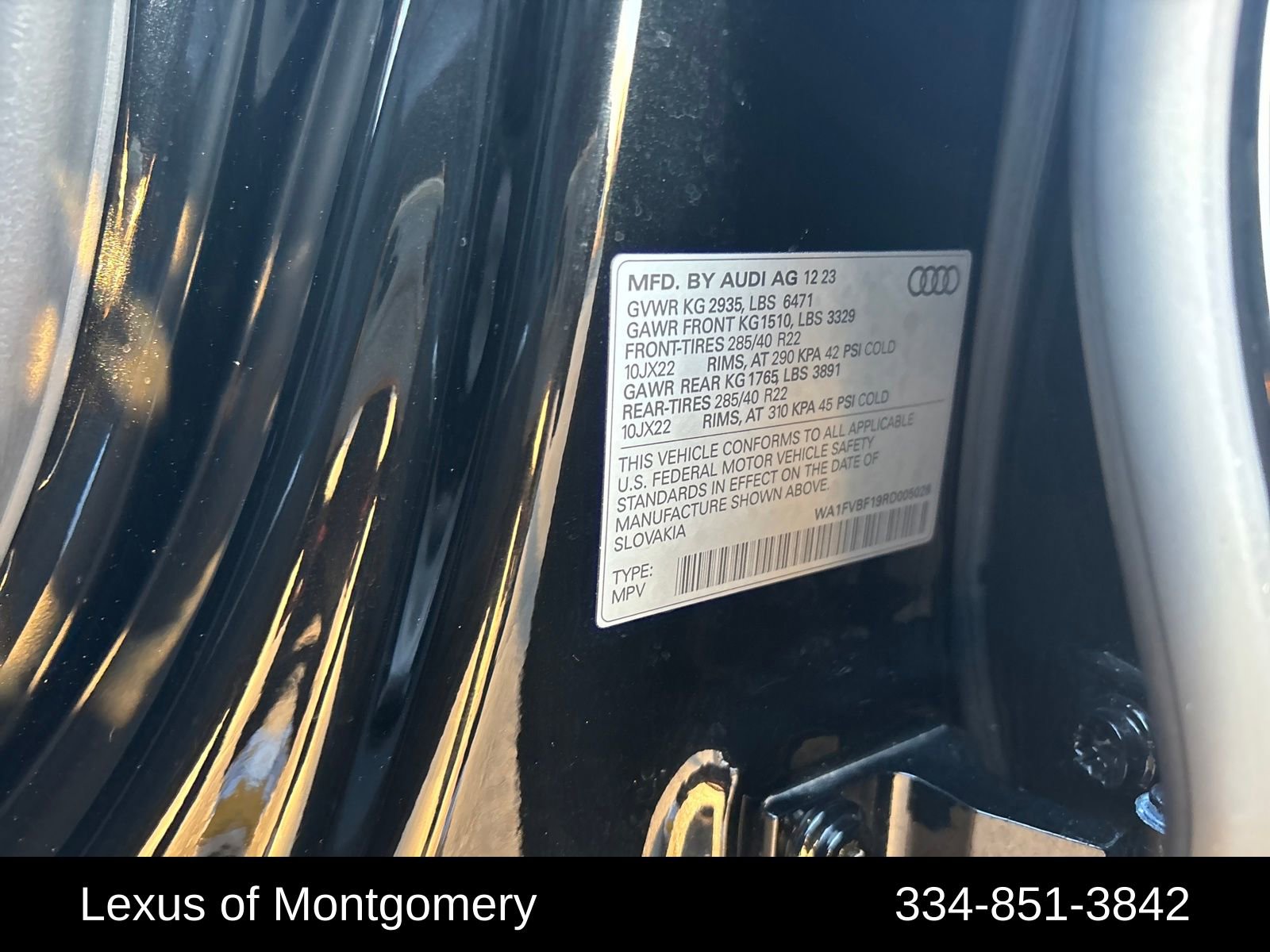 Used 2024 Audi Q8 Prestige image 28