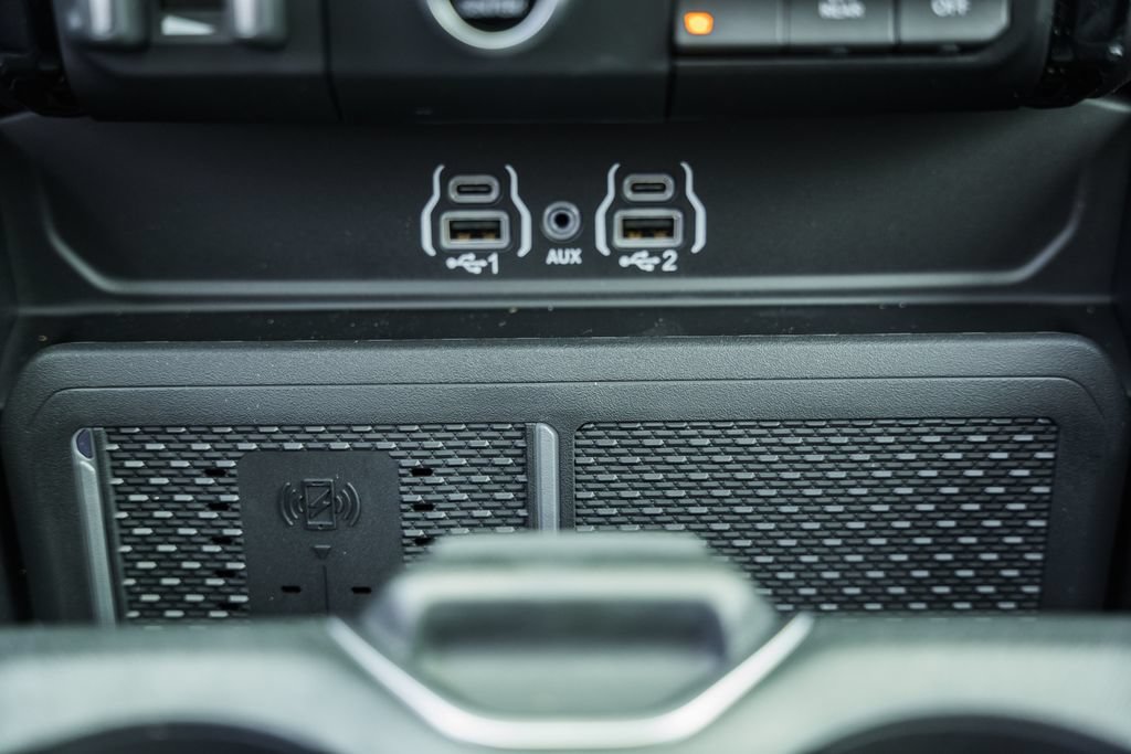 New 2026 RAM 1500 Laramie AWD/4WD image 29
