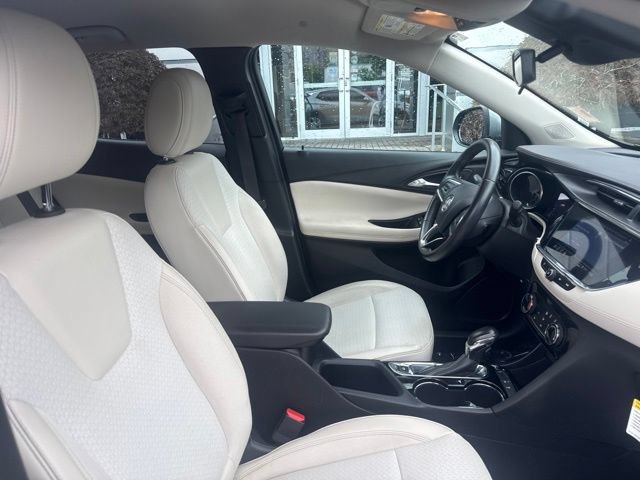 Used 2023 Buick Encore GX Preferred w/ Cold Weather Comfort Package FWD image 25
