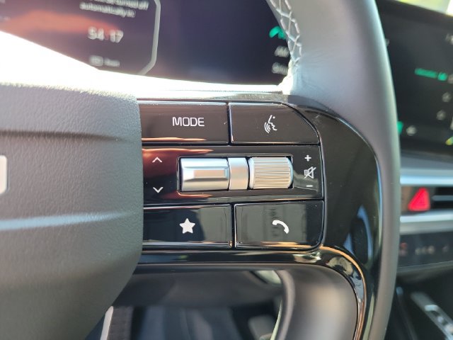 New 2026 Kia Sorento SX FWD image 32