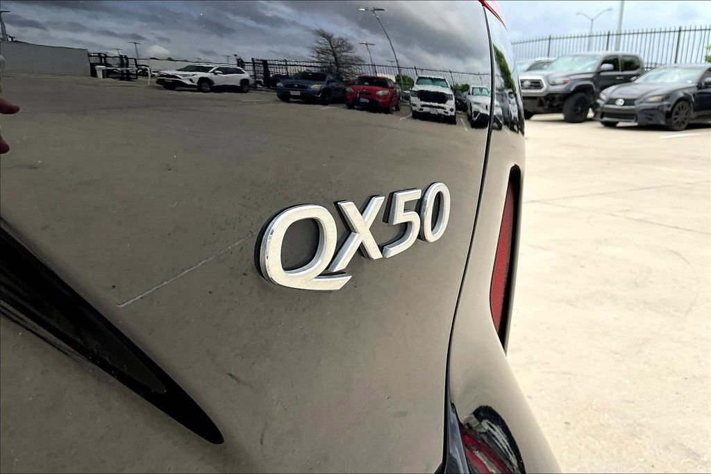 Used 2023 INFINITI QX50 Pure image 38