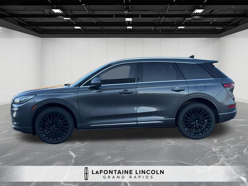 Used 2021 Lincoln Corsair Reserve w/ Equipment Group 201A AWD/4WD image 2