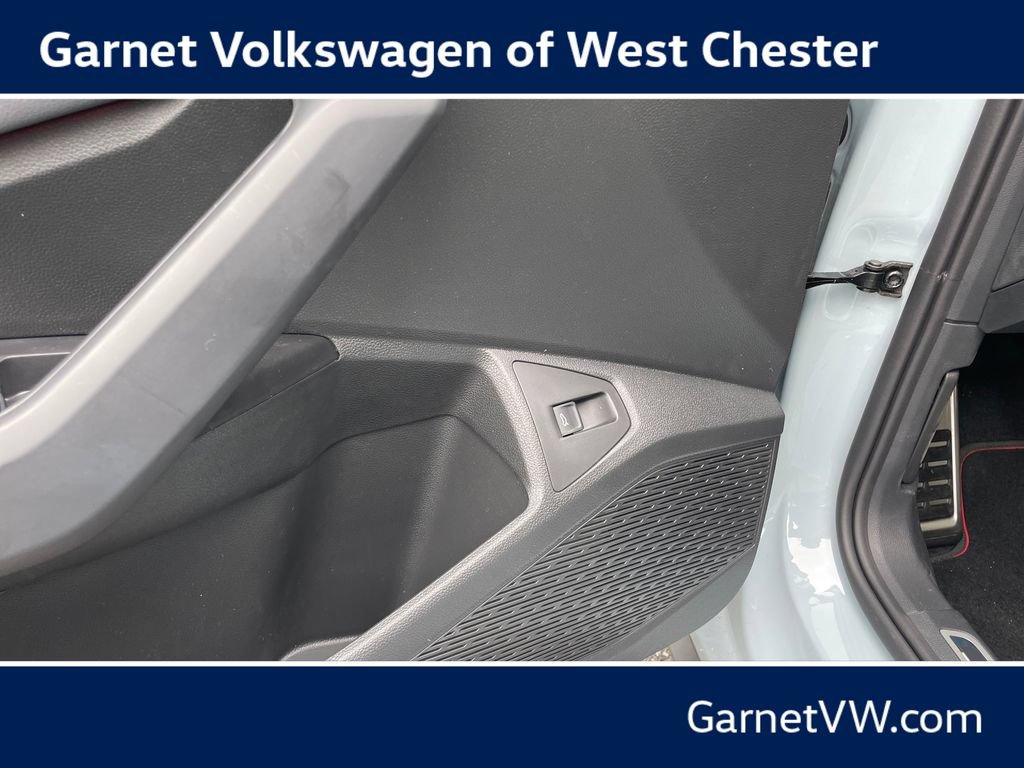 New 2026 Volkswagen Jetta GLI Autobahn FWD image 8