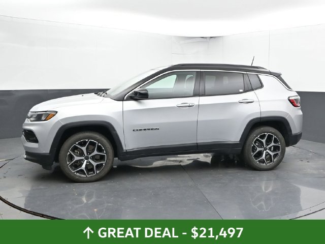 Used 2025 Jeep Compass Limited AWD/4WD image 9