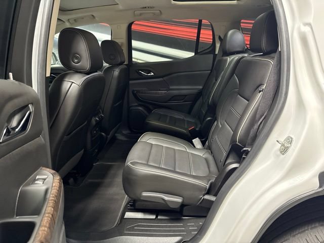 Used 2021 GMC Acadia Denali w/ Denali Technology Package FWD image 13