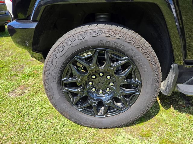 Used 2025 GMC Hummer EV 2X AWD/4WD image 6