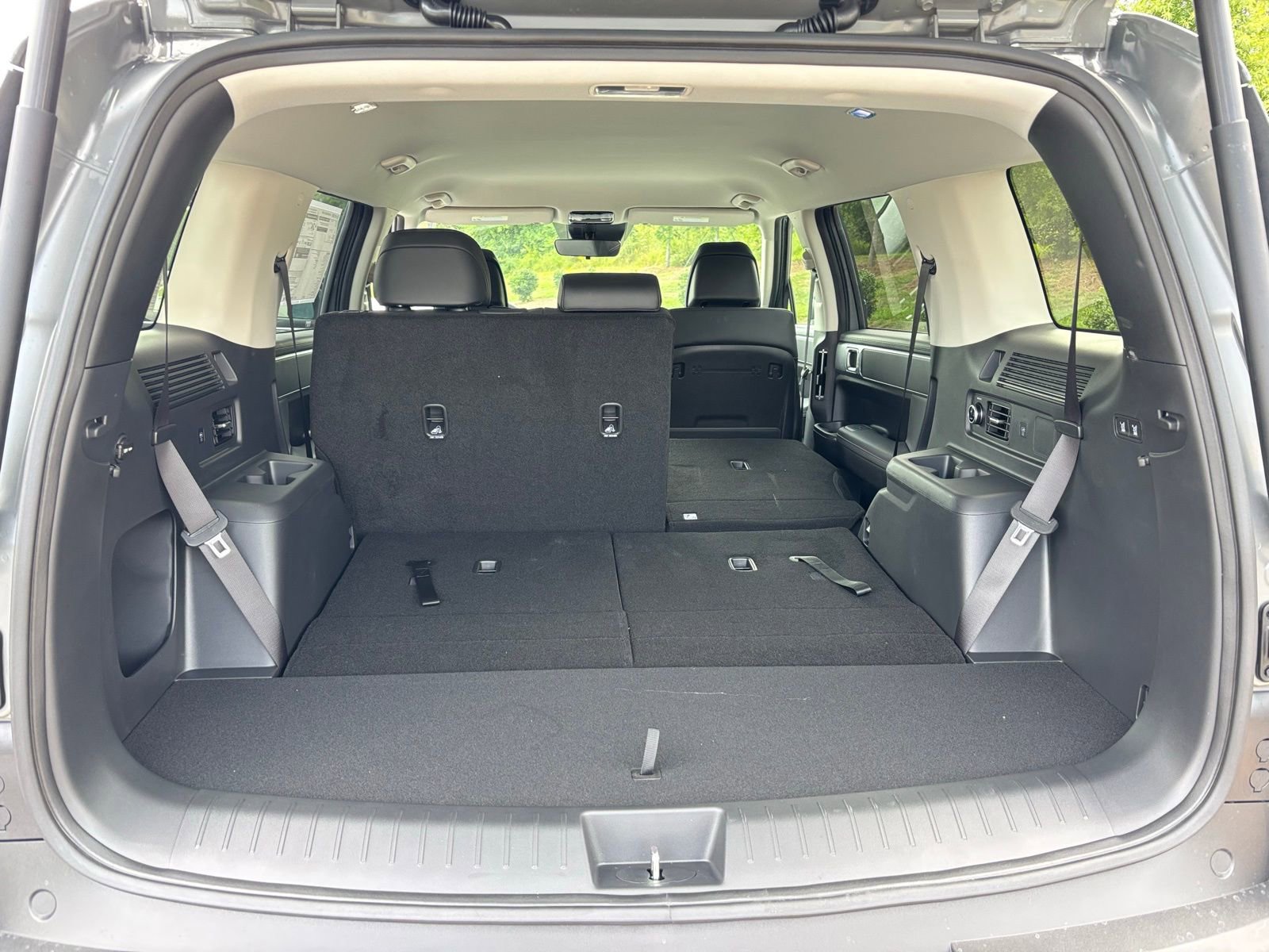 New 2026 Hyundai Santa Fe SEL FWD image 16