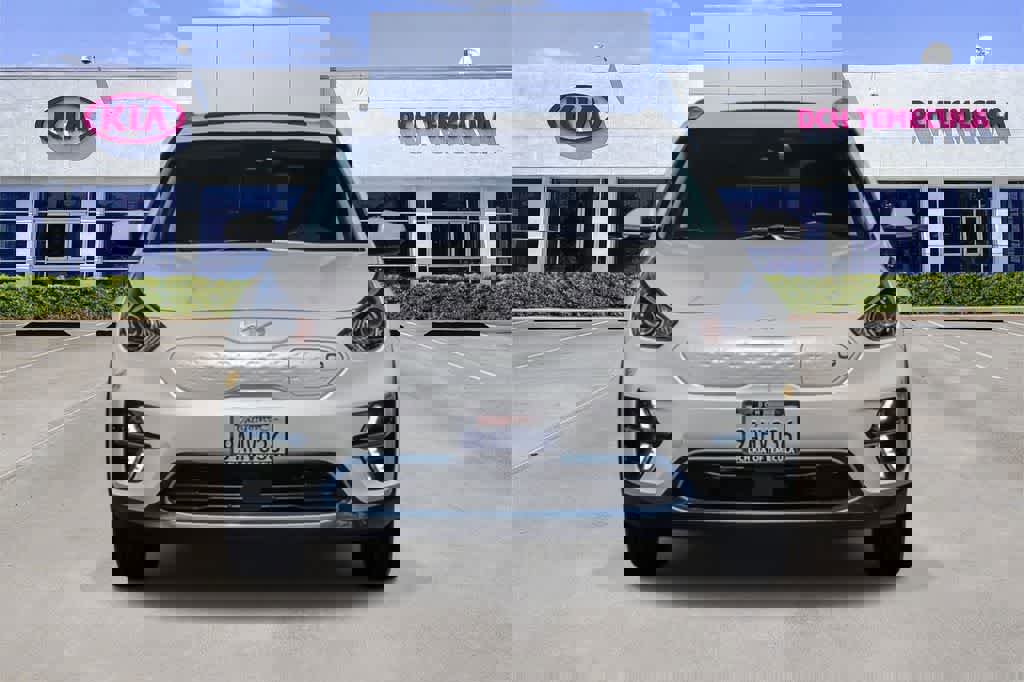 Certified 2022 Kia Niro EX Premium image 2
