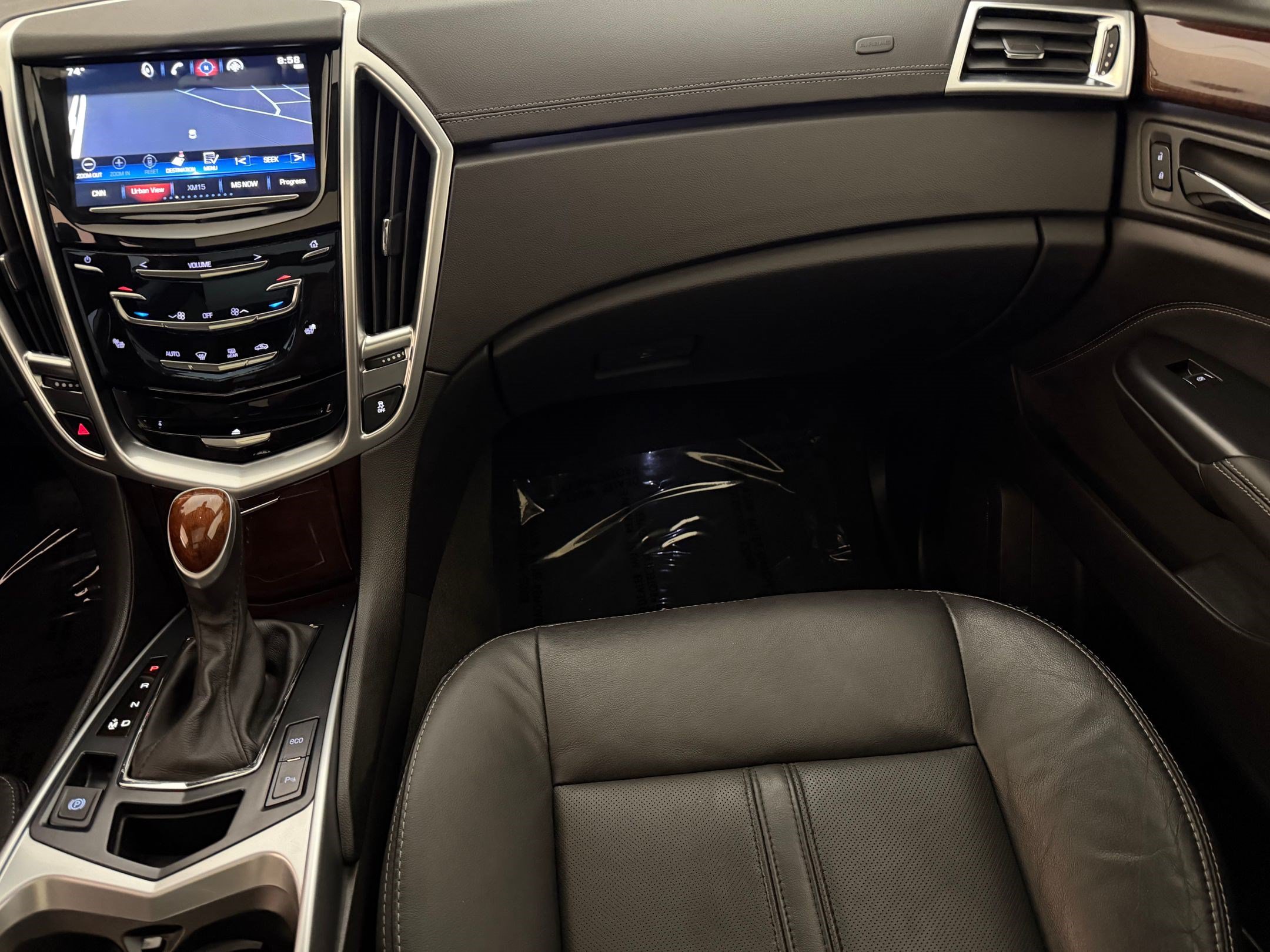 Used 2016 Cadillac SRX Luxury FWD image 24