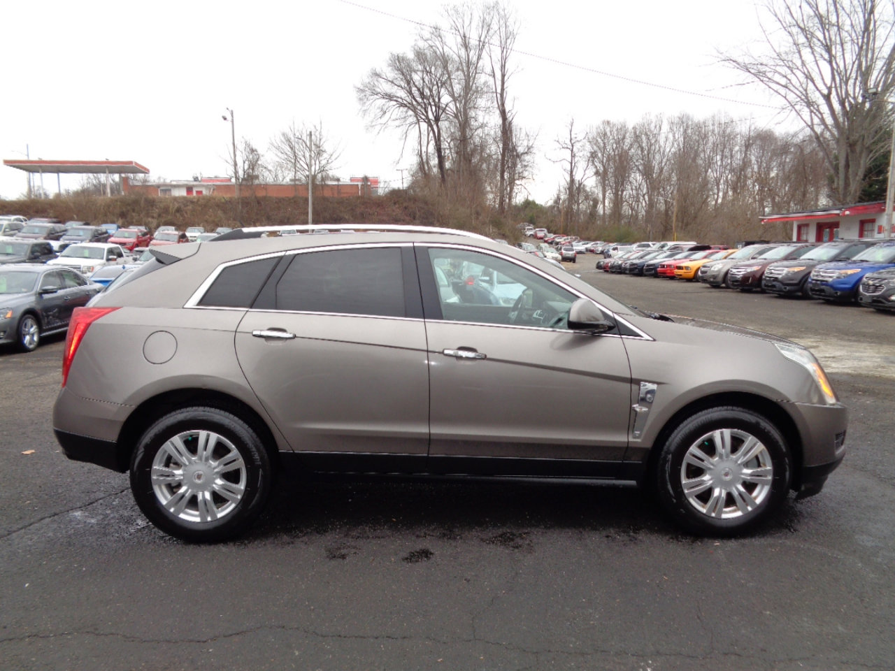 Used 2011 Cadillac SRX Luxury image 4