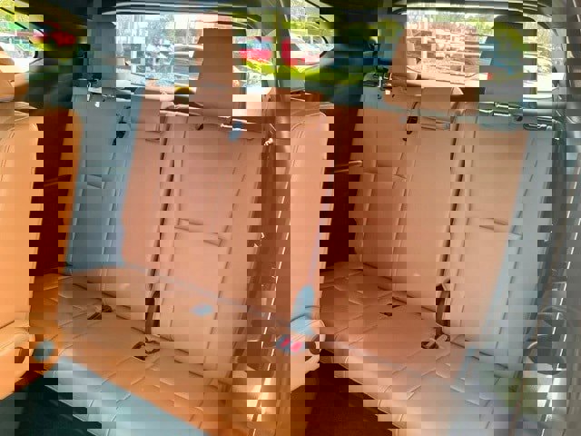 Used 2025 Toyota Highlander Platinum image 12