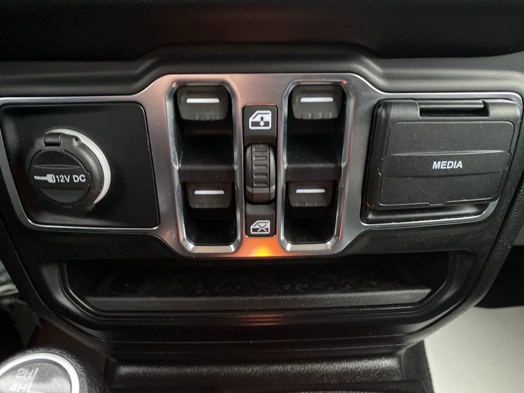 Used 2020 Jeep Gladiator Sport w/ Quick Order Package 24S image 33