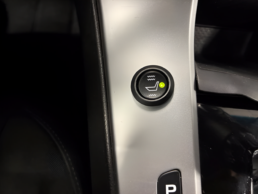 Used 2011 Chevrolet Cruze LT FWD image 31