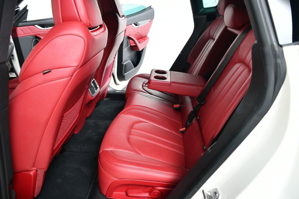 Used 2020 Maserati Levante GranSport image 36