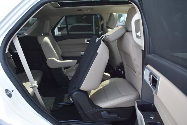 Used 2022 Ford Explorer Limited w/ Limited Technology Package AWD/4WD image 50