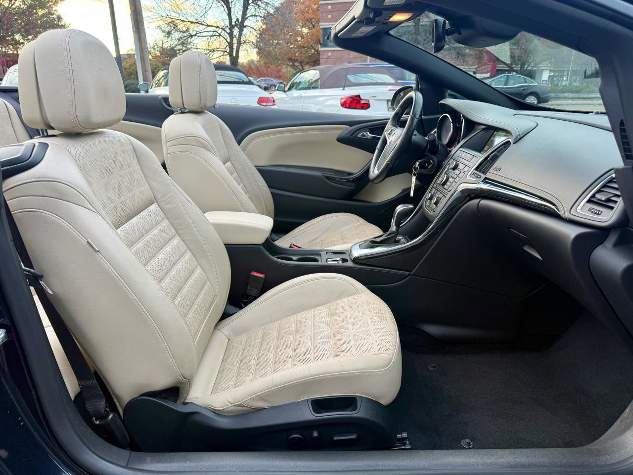 Used 2018 Buick Cascada Premium FWD image 37