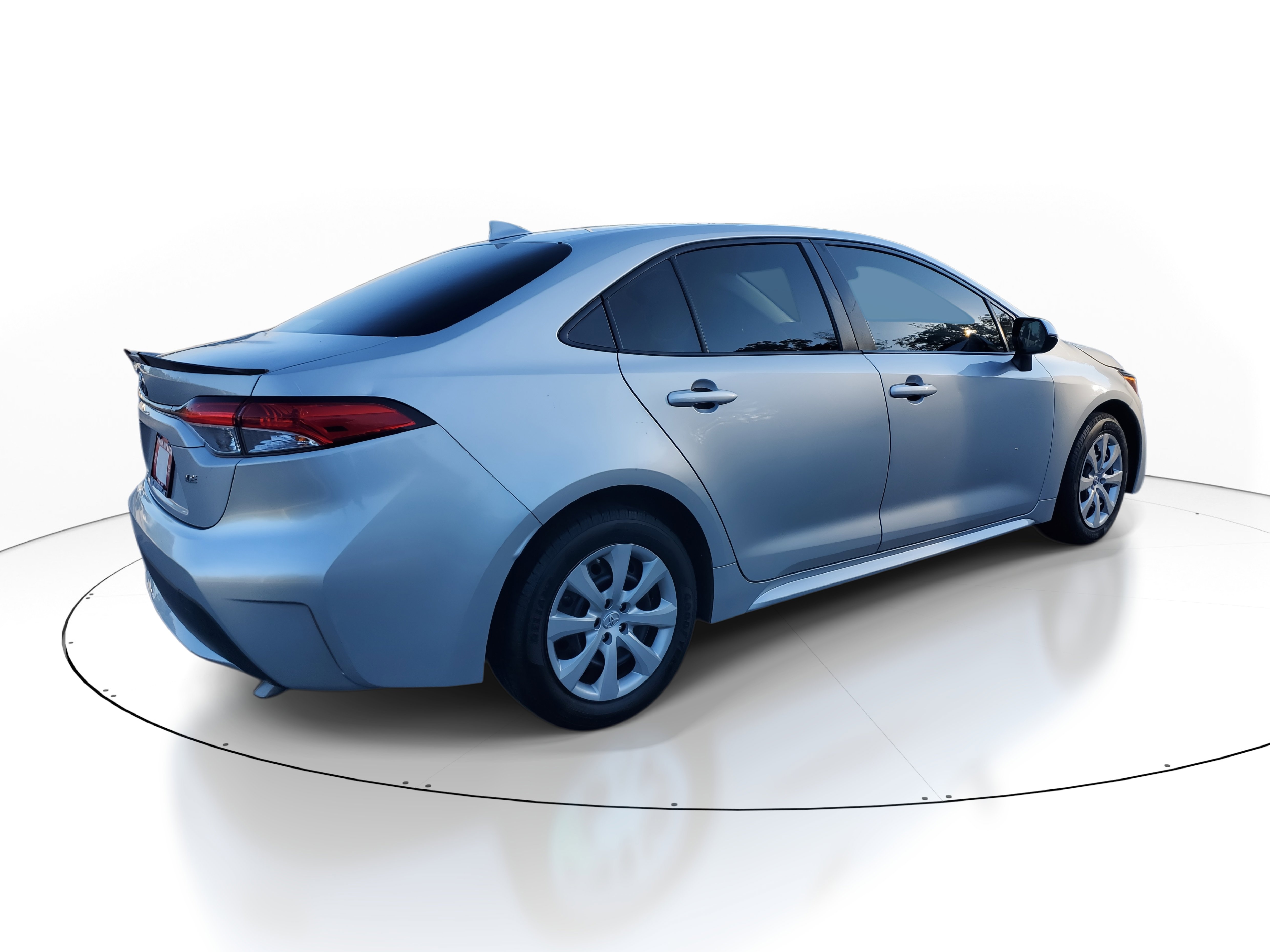 Used 2020 Toyota Corolla LE image 6