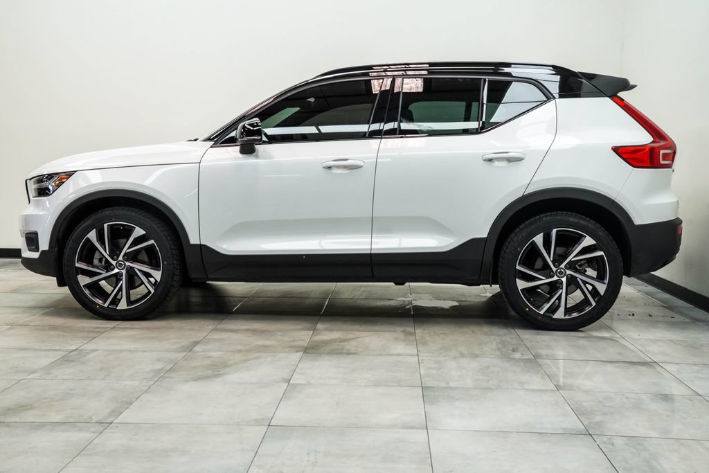 Used 2021 Volvo XC40 T5 R-Design w/ Protection Package Premier AWD/4WD image 10
