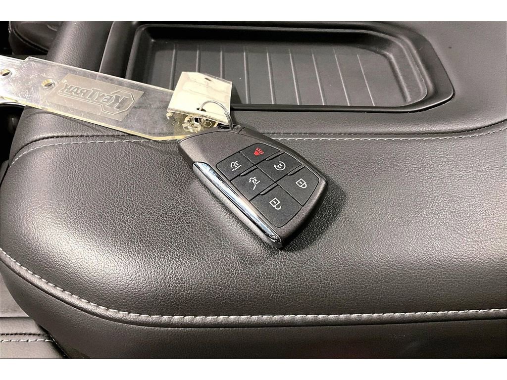 Used 2024 Chevrolet Tahoe LT w/ Luxury Package image 12