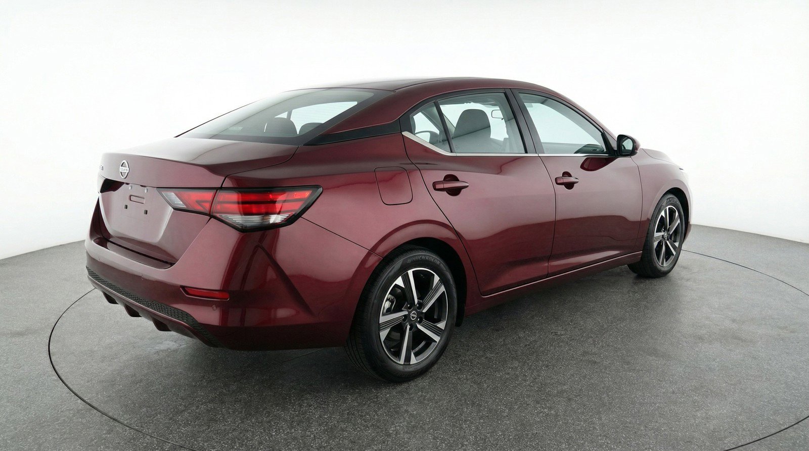 Used 2025 Nissan Sentra SV image 9