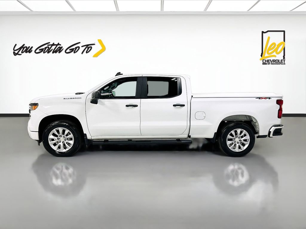 Used 2023 Chevrolet Silverado 1500 Custom image 8