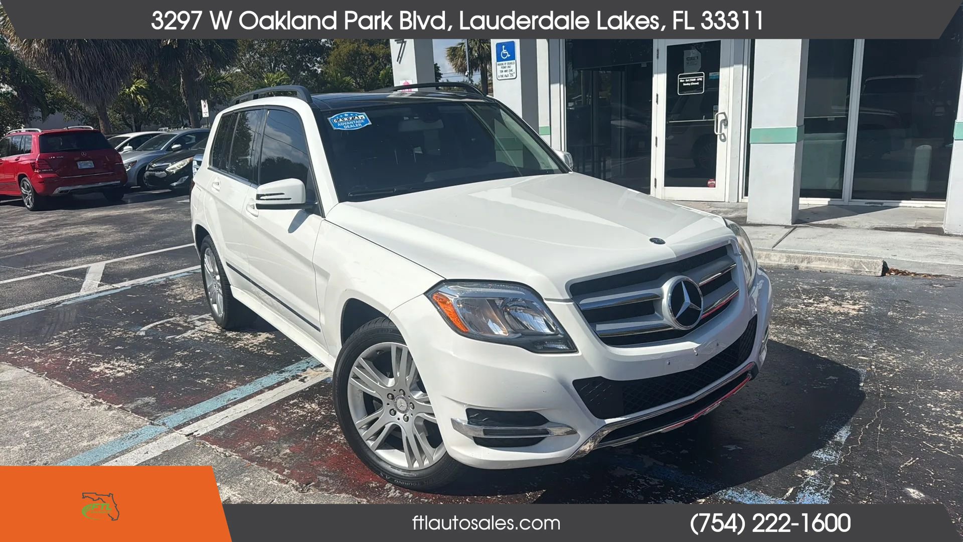 Used 2015 Mercedes-Benz GLK 350 4MATIC image 2