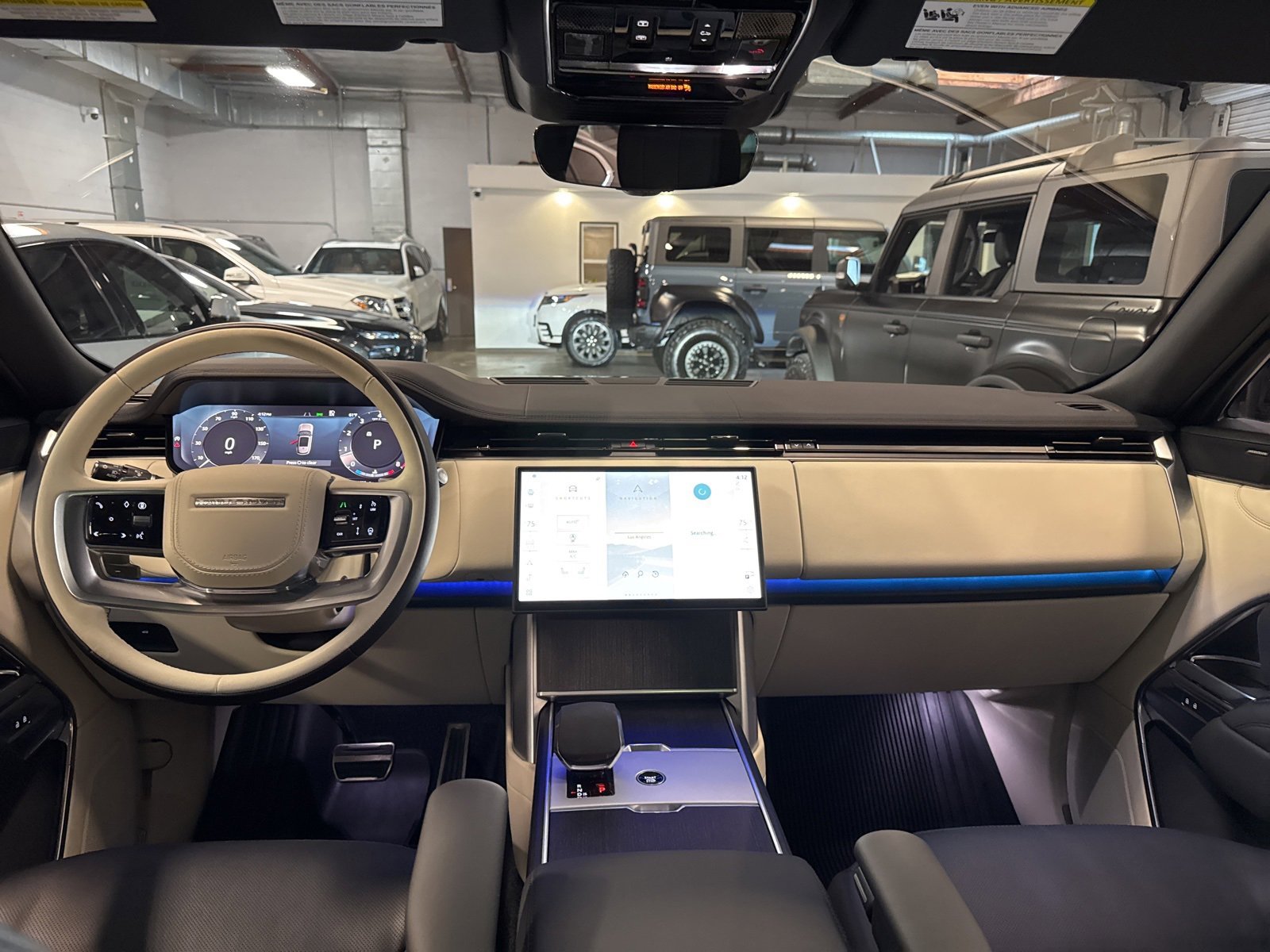 Used 2024 Land Rover Range Rover SE image 17