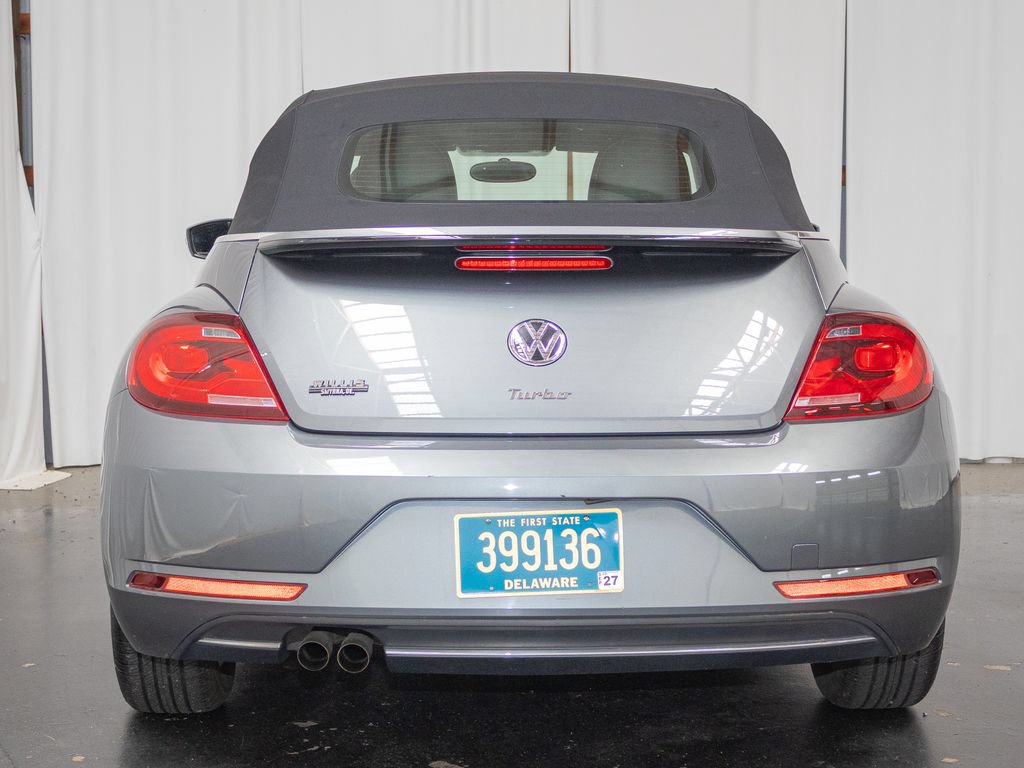 Used 2018 Volkswagen Beetle 2.0T S FWD image 3