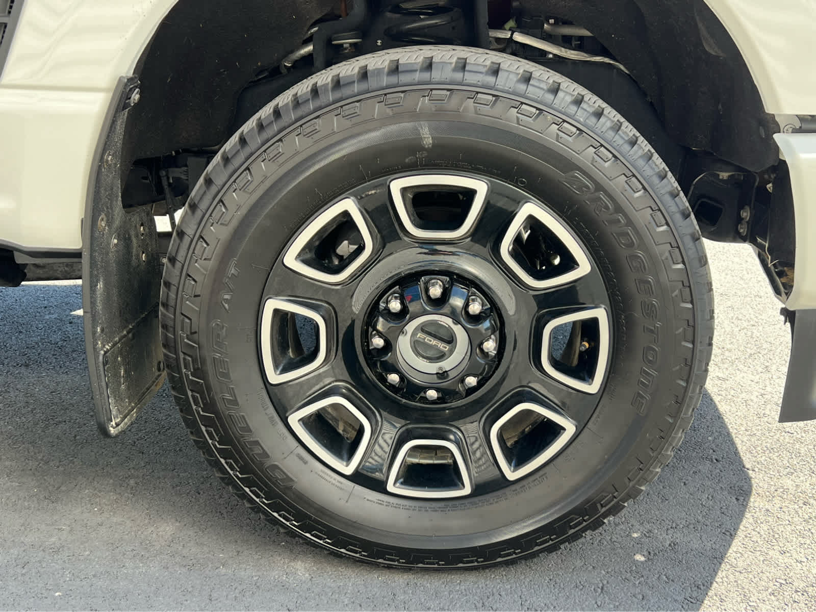 Certified 2025 Ford F350 Platinum AWD/4WD image 16