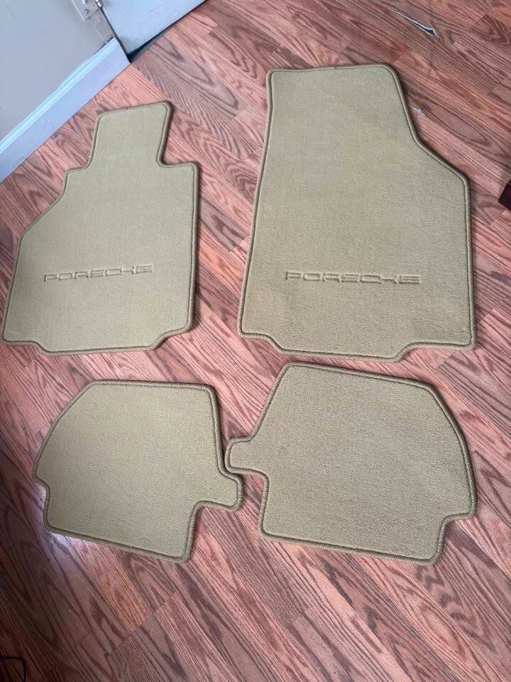 Used 2000 Porsche 911 Carrera 4 image 69