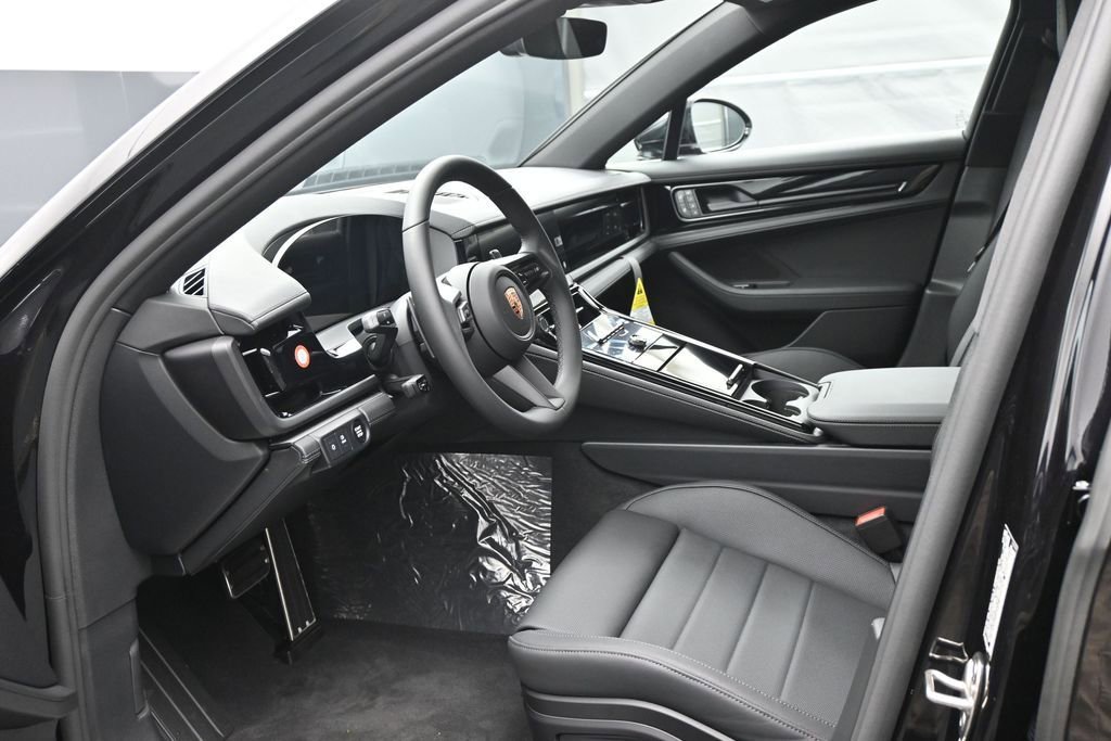 New 2026 Porsche Panamera 4 AWD/4WD image 6