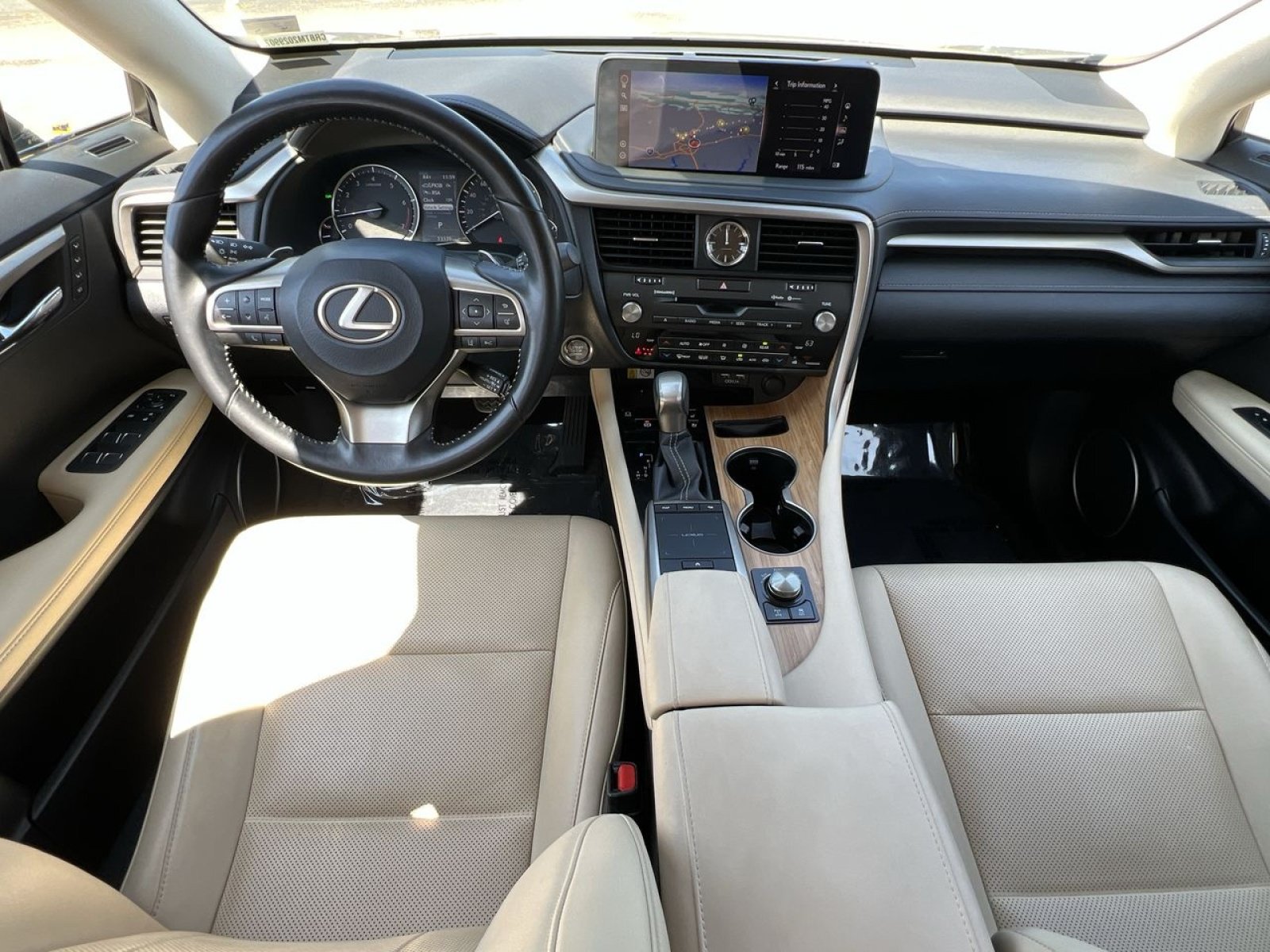 Used 2021 Lexus RX 350L Premium w/ Premium Package AWD/4WD image 20