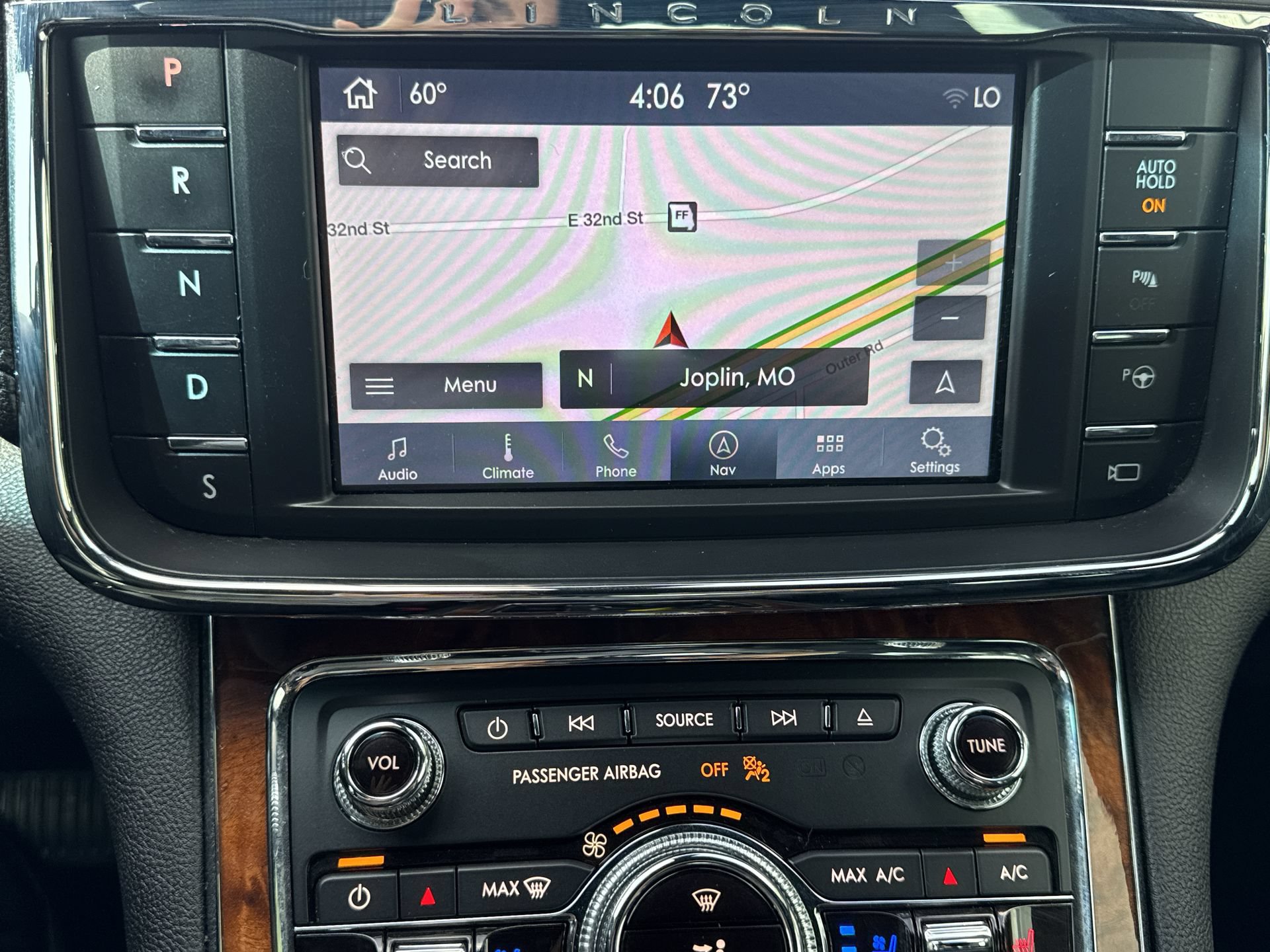 Used 2020 Lincoln Continental Reserve w/ Luxury Package FWD image 18
