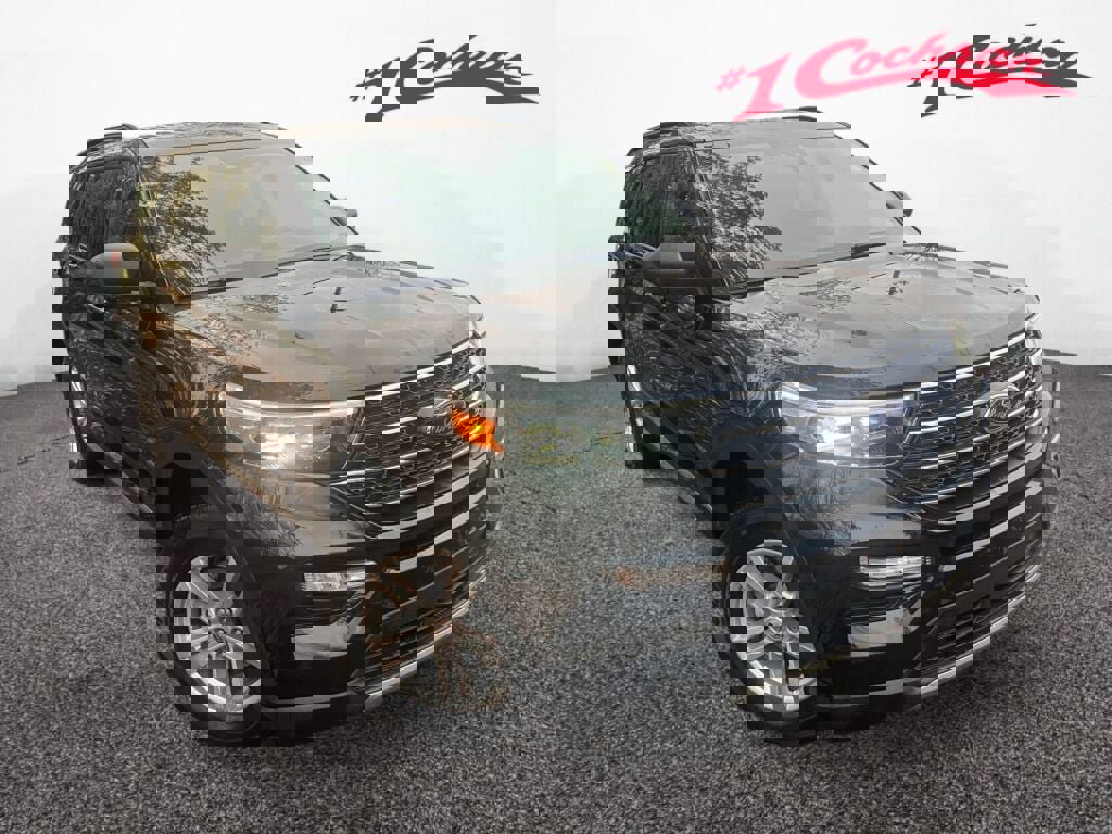 Used 2023 Ford Explorer XLT w/ Equipment Group 202A image 1