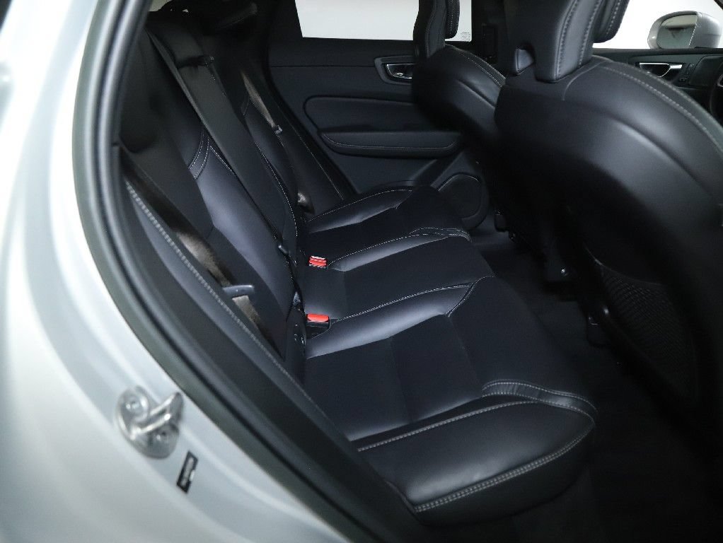 Used 2023 Volvo XC60 B5 Ultimate w/ Climate Package AWD/4WD image 34