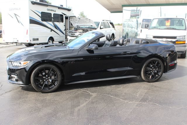 Used 2017 Ford Mustang GT Premium w/ Equipment Group 401A RWD image 24