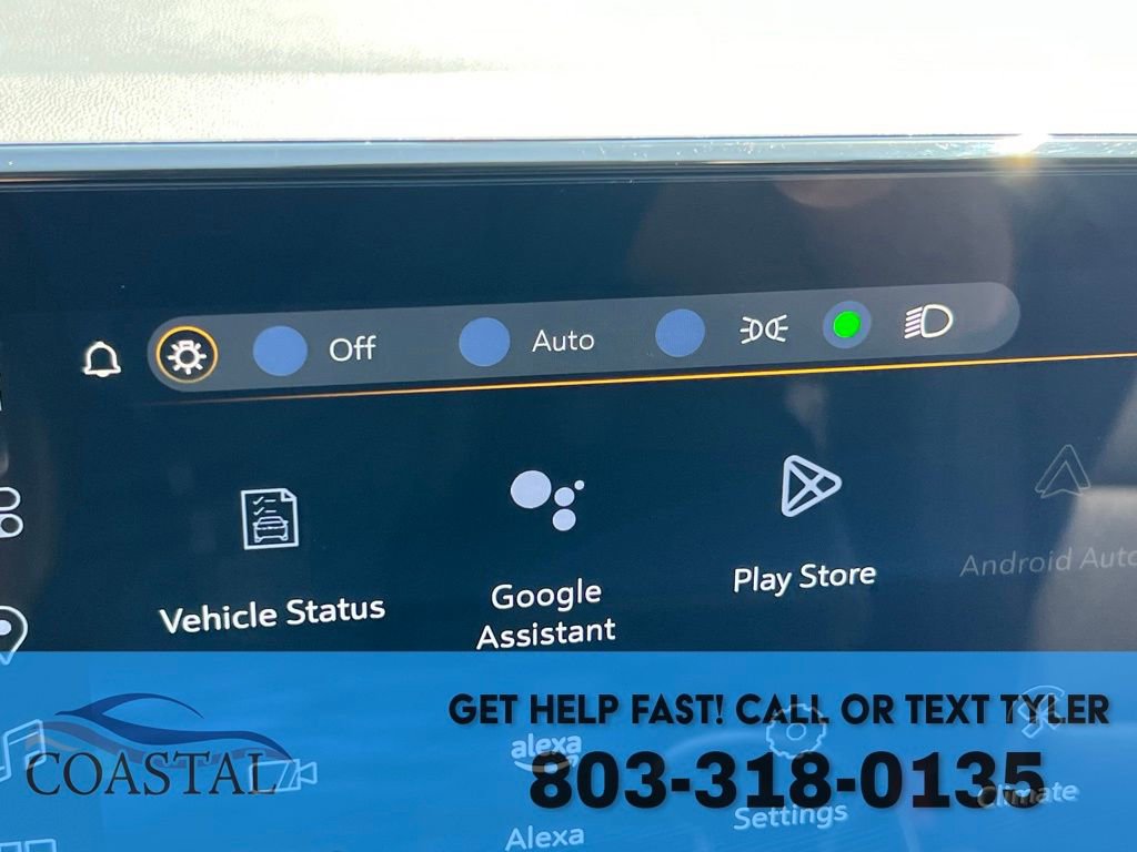 Used 2025 Chevrolet Equinox LT w/ Convenience Package II image 45