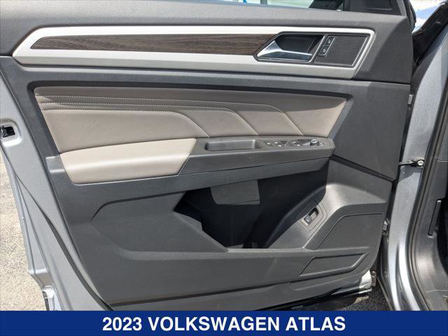 Certified 2023 Volkswagen Atlas SE w/ Panoramic Sunroof Package image 10