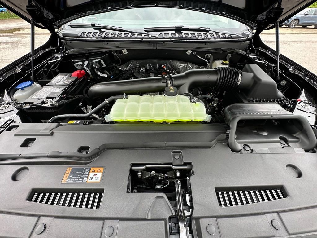 New 2026 Lincoln Navigator L Reserve AWD/4WD image 25