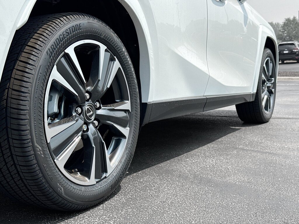 New 2026 Lexus UX 300h AWD image 14
