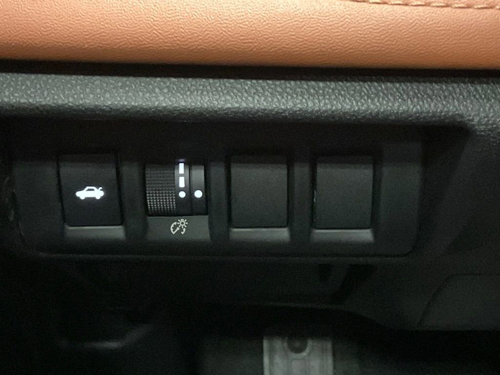 Used 2020 Subaru Legacy Touring XT image 12