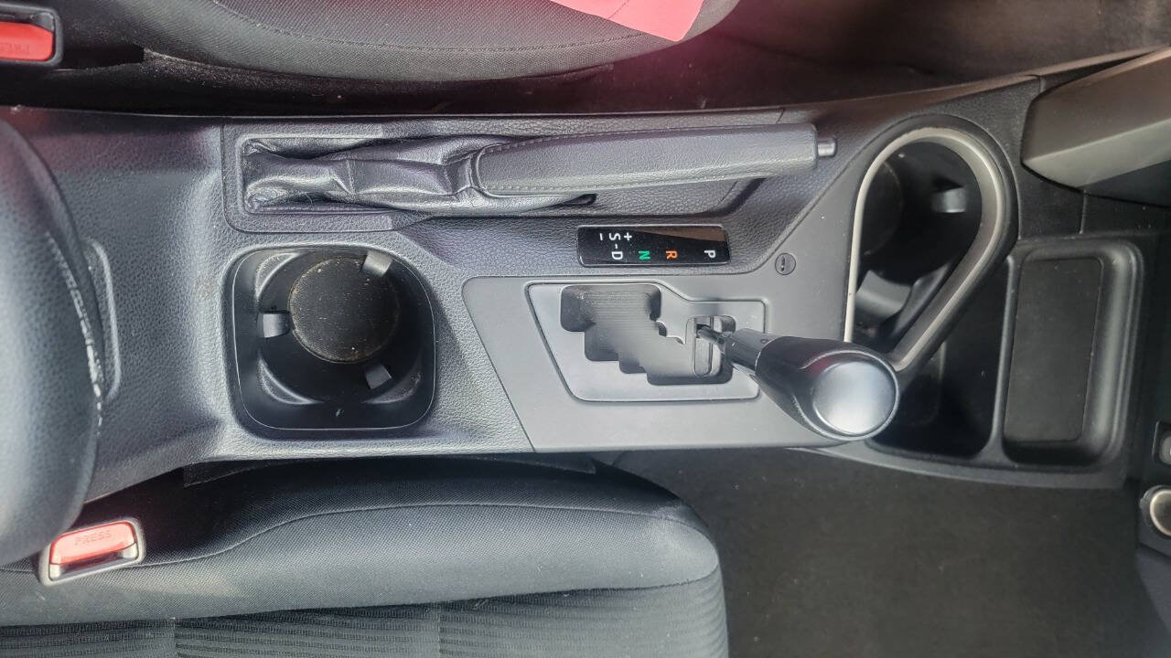 Used 2016 Toyota RAV4 LE FWD image 31