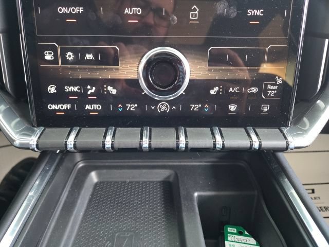 Used 2024 GMC Acadia Elevation w/ Trailering Package AWD/4WD image 16
